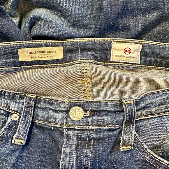 Women’s AG Adriano Goldschmied Dark Blue Skinny Jeans - Size 27R - PERFECT - Picture 2 of 5